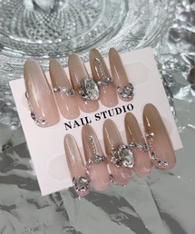 B.I.D.（ビーアイディー）の「《Bz》ピンクマグネットネイル風 ネイルチップ ミディアムロング ポイントデザイン ギャル フルアート(MA/EK582)（ネイルシール/ネイルチップ）」