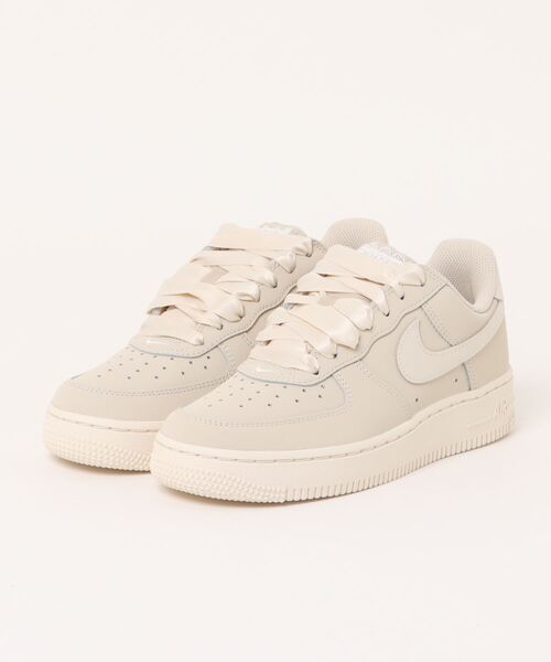NIKE(ナイキ)の「NIKE ナイキ W AIR FORCE 1 RETRO PRM ウィメンズ エア フォース 1 レトロ PRM WIR0871 100OATML/PALIVR(スニーカー・レディース・ブラック・25.0cm/24.5cm/24.0cm/23.5cm/23.0cm/22.5cm)」の1枚目の写真