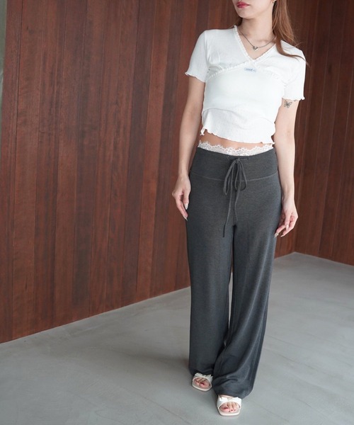 SANSeLF(サンセルフ)の「【SANSeLF】レーストリムカシュクールトップス saw26s064(その他トップス・レディース・ブラック/ホワイト・FREE)」の7枚目の写真