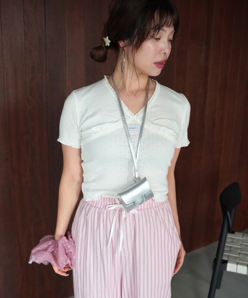 SANSeLF(サンセルフ)の「【SANSeLF】レーストリムカシュクールトップス saw26s064(その他トップス・レディース・ブラック/ホワイト・FREE)」の22枚目の写真