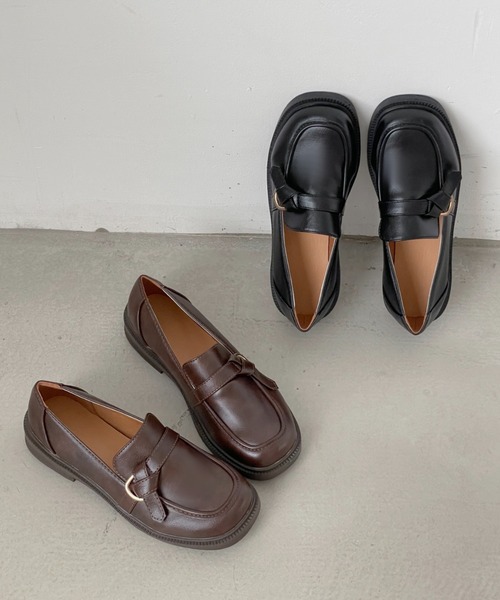 Shoes in Closet(シューズインクローゼット)の「軽量 やわらか クラシックベルト ソフト ローファー 484(ローファー・レディース・ブラック/ダークブラウン・L/LL/M/S)」の20枚目の写真