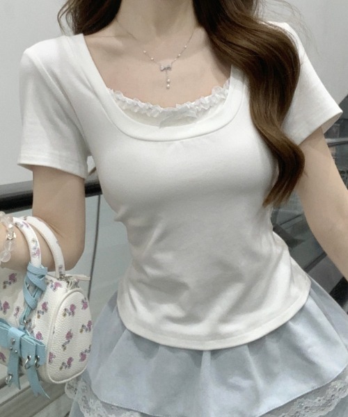 AMAJI（アマジ）の「スクエアネック レース リボン付き 半袖Tシャツ（シャツ/ブラウス・レディース・ベージュ・SMALL/MEDIUM/LARGE/X-LARGE）」の2枚目の写真
