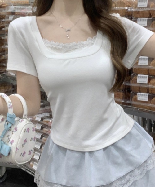 AMAJI（アマジ）の「スクエアネック レース リボン付き 半袖Tシャツ（シャツ/ブラウス・レディース・ベージュ・SMALL/MEDIUM/LARGE/X-LARGE）」の3枚目の写真