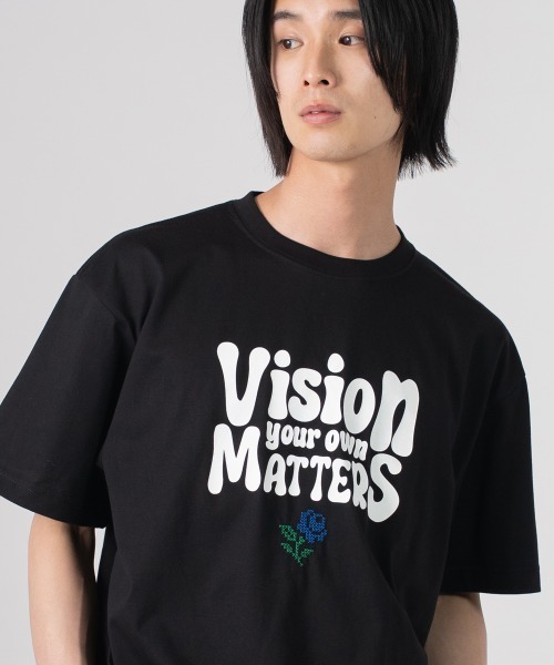 rehacer(レアセル)の「rehacer TEE : Vision Logo TEE / ヴィジョン ロゴ T-Shirt(Tシャツ/カットソー・メンズ・ホワイト/ブラック・LARGE/MEDIUM/SMALL/X-LARGE)」の2枚目の写真