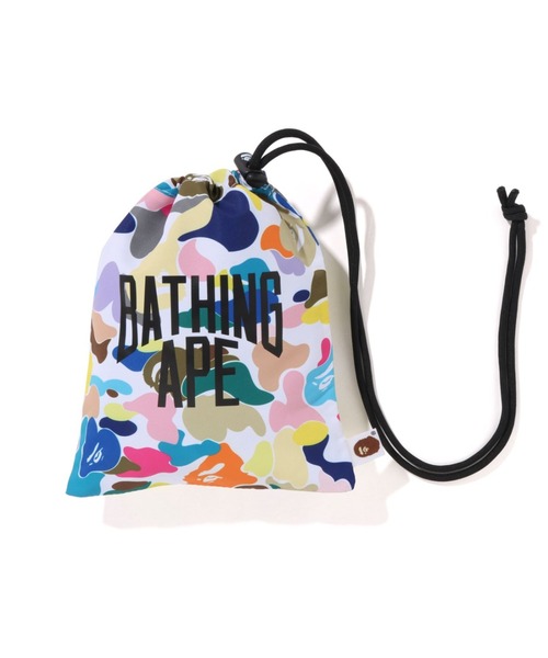 A BATHING APE(アベイシングエイプ)の「MULTI CAMO NYC LOGO KINCHAKU BAG(ハンドバッグ・メンズ・ブラック/ホワイト・FREE)」の2枚目の写真