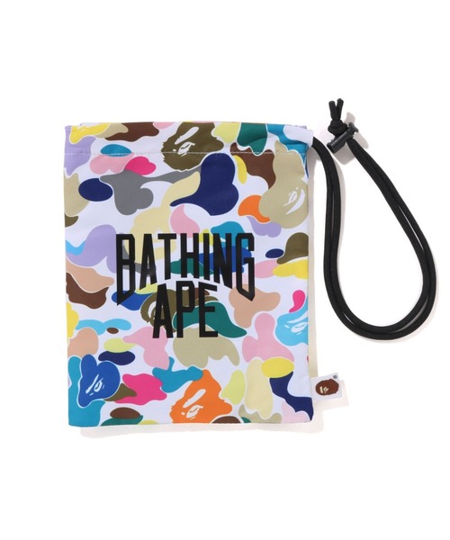 A BATHING APE(アベイシングエイプ)の「MULTI CAMO NYC LOGO KINCHAKU BAG(ハンドバッグ・メンズ・ブラック/ホワイト・FREE)」の4枚目の写真