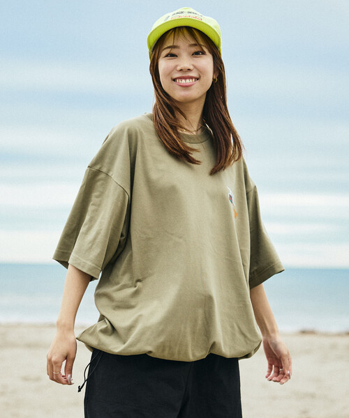COLEMAN(コールマン)の「Coleman/コールマン 別注 Snowy Mountain バックプリント スピンドルTシャツ(Tシャツ/カットソー・メンズ・オリーブ/ライトグレー/ホワイト/チャコールグレー・LARGE/MEDIUM/SMALL)」の6枚目の写真