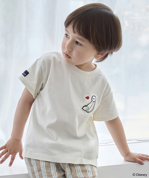 petit main(プティマイン)の「【Disney】【接触冷感】ベイマックス / アップリケTシャツ(Tシャツ/カットソー・キッズ・サックスブルー/アイボリー/ライトグレー/ライトピンク・80cm/120cm/90cm/110cm/130cm/100cm)」の2枚目の写真