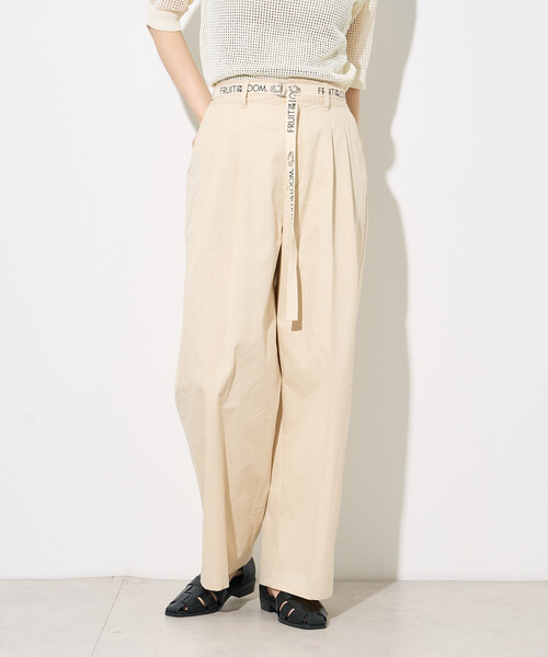 FREAK'S STORE（フリークスストア）の「FRUIT OF THE LOOM × FREAK'S STORE/フルーツオブザルーム 別注 トリミングツイルパンツ（その他パンツ・レディース・ネイビー/オリーブ/ナチュラル・MEDIUM/SMALL）」の2枚目の写真