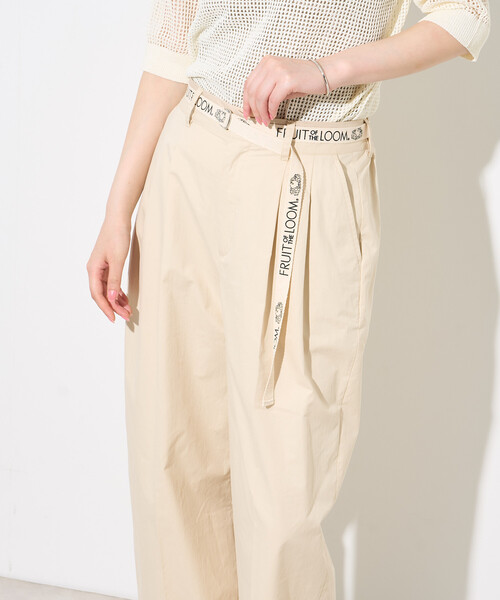 FREAK'S STORE(フリークスストア)の「FRUIT OF THE LOOM × FREAK'S STORE/フルーツオブザルーム 別注 トリミングツイルパンツ(その他パンツ・レディース・ネイビー/オリーブ/ナチュラル・MEDIUM/SMALL)」の13枚目の写真