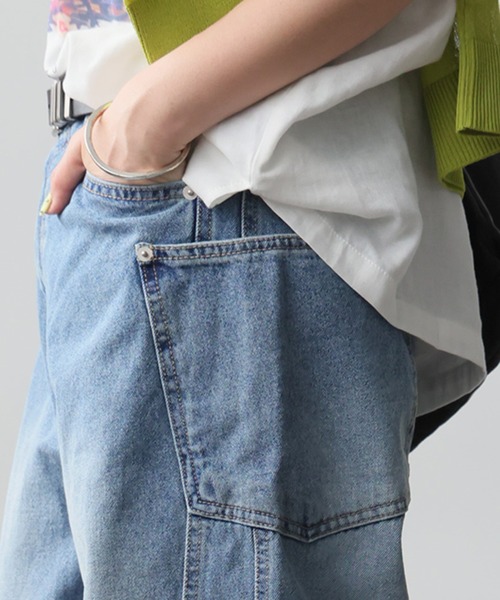 antiqua(アンティカ)の「綿100% ワイド バレルデニムパンツ(デニムパンツ・レディース・ブルー系その他・L/M)」の2枚目の写真