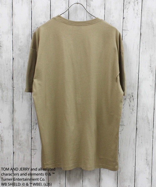 Tom&Jerry(トムアンドジェリー)の「【TOM&JERRY/トム&ジェリー】トムジェリ オーバーサイズ プリント Tシャツ(Tシャツ/カットソー・メンズ・ベージュ系その他4/ベージュ系その他3/ネイビー/オフホワイト/グリーン系その他/ベージュ/ダークグリーン/ベージュ系その他2/グレー系その他3/グレー系その他2/ホワイト系その他3/ホワイト系その他2/チャコール/ホワイト系その他/グレー系その他/ブルー系その他・L/XL/M)」の22枚目の写真