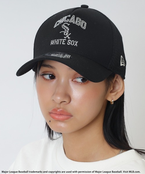 SPIRALGIRL(スパイラルガール)の「【NEW ERA】MLBラインストーンロゴ9FORTY A-Frameキャップ(キャップ・レディース・ピンク/ブラック/グリーン系その他2・FREE)」の2枚目の写真