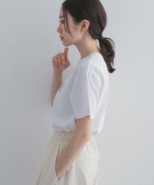 URBAN RESEARCH DOORS(アーバンリサーチドアーズ)の「ロゴプリントTシャツ(Tシャツ/カットソー・レディース・オフホワイト/ライトブルー/ネイビー・FREE)」の6枚目の写真