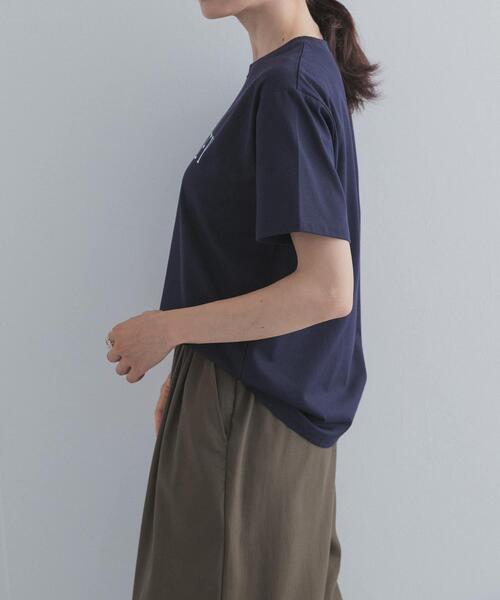 URBAN RESEARCH DOORS(アーバンリサーチドアーズ)の「ロゴプリントTシャツ(Tシャツ/カットソー・レディース・オフホワイト/ライトブルー/ネイビー・FREE)」の11枚目の写真