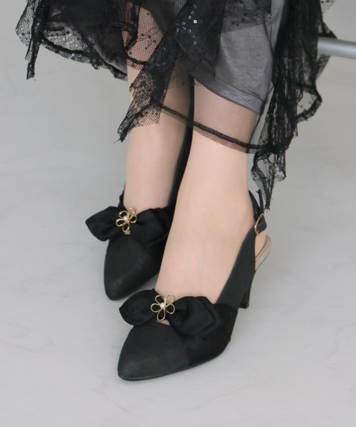 jurer(ジュレ)の「リボンフラワーモチーフスリングバックパンプス(パンプス・レディース・ブラック/ベージュ・L/LL/M/S)」の5枚目の写真