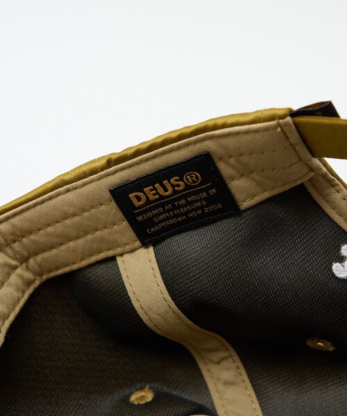 DEUS EX MACHINA(デウスエクスマキナ)の「【DEUS EX MACHINA / デウスエクスマキナ】Pill Satin Cap / Pill サテン ロゴキャップ / ユニセックス(キャップ・メンズ・カーキ・フリー)」の7枚目の写真