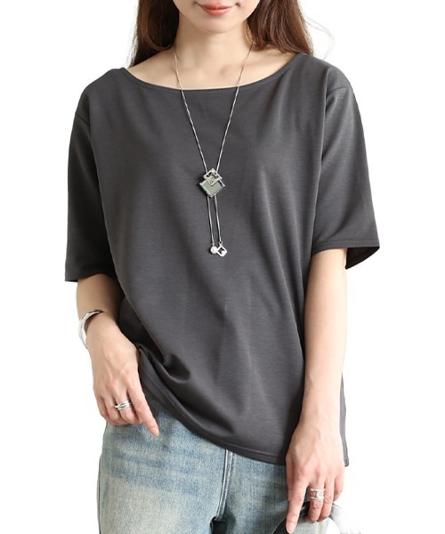 GOLDJAPAN（ゴールドジャパン）の「ワイドボートネックTシャツ【大きいサイズ対応】（シャツ/ブラウス・レディース・ブラック/チャコール/オフホワイト・4L/LL/3L/5L）」の21枚目の写真