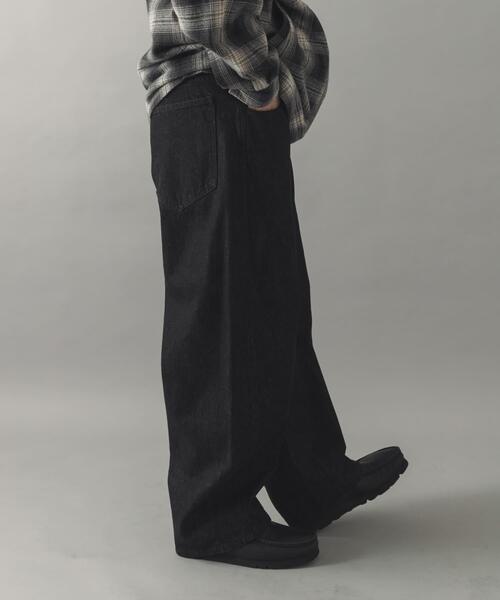 ITEMS URBANRESEARCH(アイテムズ アーバンリサーチ)の「ソフトバレルデニム(デニムパンツ・メンズ・ネイビー/ブラック・MEDIUM/LARGE)」の6枚目の写真