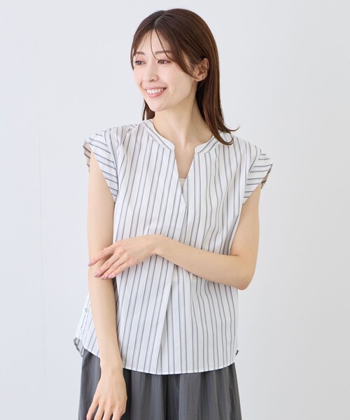 Jayro(ジャイロ)の「合わせネックブラウス(シャツ/ブラウス・レディース・ダークブラウン/グレー/ブルー系その他2/ブラック・FREE)」の3枚目の写真