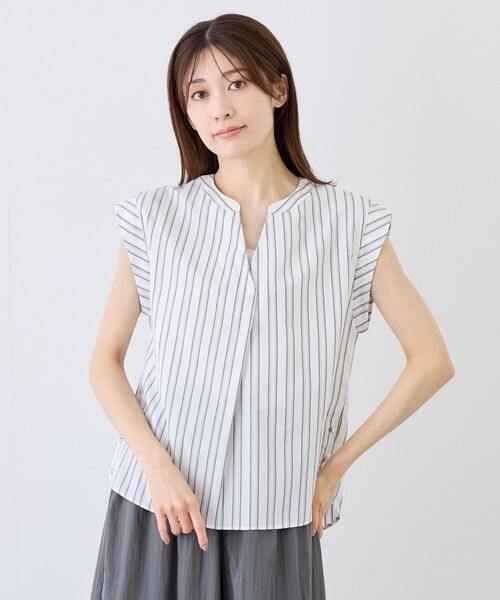 Jayro(ジャイロ)の「合わせネックブラウス(シャツ/ブラウス・レディース・ダークブラウン/グレー/ブルー系その他2/ブラック・FREE)」の11枚目の写真