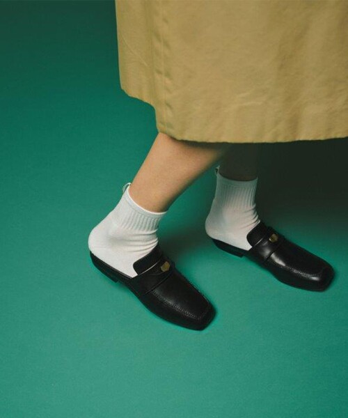 Pippichic(ピッピシック)の「<PIPPICHIC>SISSI ミュール ローファー(ローファー・レディース・ダークブラウン/ブラック・38/36/37)」の3枚目の写真