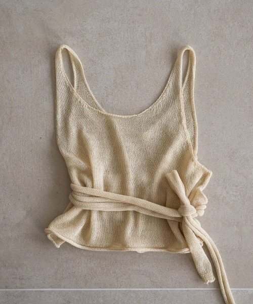 anuke（アンヌーク）の「anuke Wrapcami Layered Knit（ニット/セーター・レディース・ベージュ/グレー・FREE）」の6枚目の写真