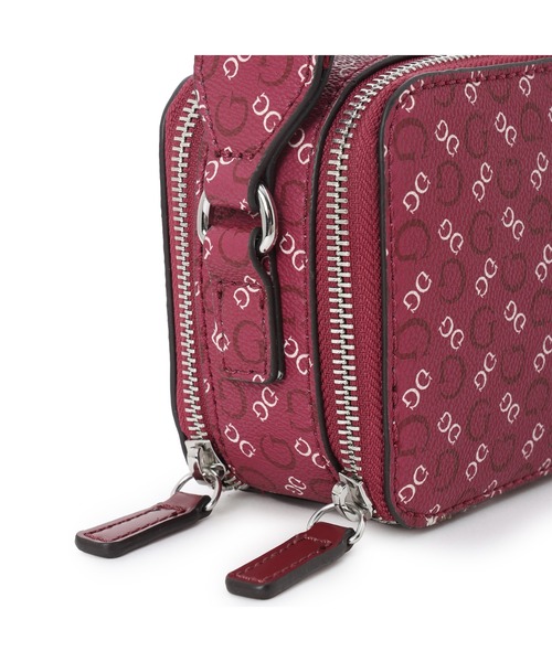 Guess(ゲス)の「MARSALA Mini Crossbody ショルダーバッグ クロスボディバッグ(ショルダーバッグ・レディース・チェリーレッド/ダークグレー・ONE SIZE)」の7枚目の写真