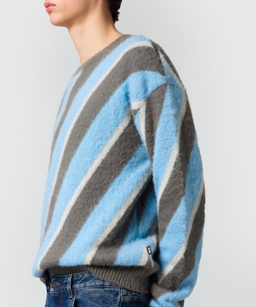 MSGM（エムエスジーエム）の「スラッシュストライプ ニットセーター（ニット/セーター・メンズ・グレー系・M/S）」の5枚目の写真