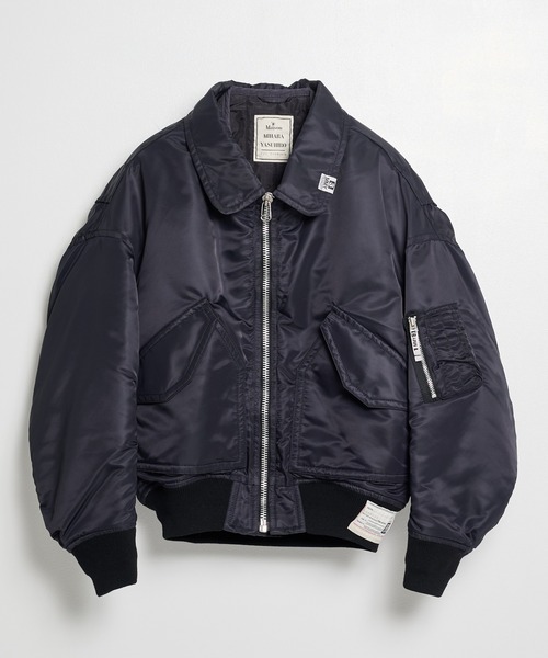 Maison MIHARA YASUHIRO（メゾンミハラヤスヒロ）の「【Maison MIHARA YASUHIRO/メゾンミハラヤスヒロ】Shifted Layer Flight Jacket/フライトジャケット（ミリタリージャケット・レディース・ブラック/カーキ・36）」の11枚目の写真