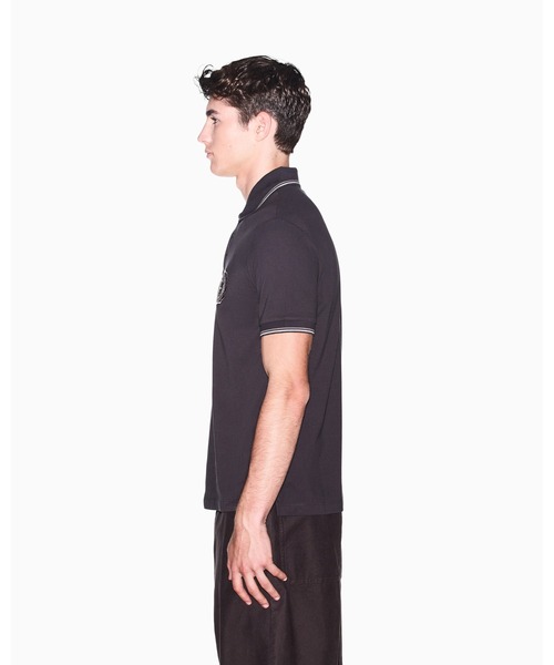 ARMANI EXCHANGE(アルマーニエクスチェンジ)の「【A|X アルマーニ エクスチェンジ】CO エンブレムロゴ スリムフィット 半袖ポロシャツ/SLIM(ポロシャツ・メンズ・グレイッシュベージュ/チャコールグレー・X-LARGE/SMALL/MEDIUM/LARGE/X-SMALL)」の5枚目の写真
