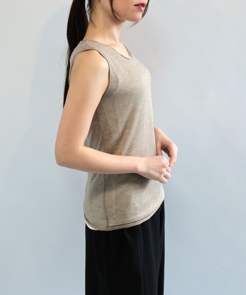 etre relie(エトレリー)の「モダールラメ天竺タンクトップ(Tシャツ/カットソー・レディース・ライトグレー/チャコールグレー/ダークベージュ・MEDIUM)」の5枚目の写真