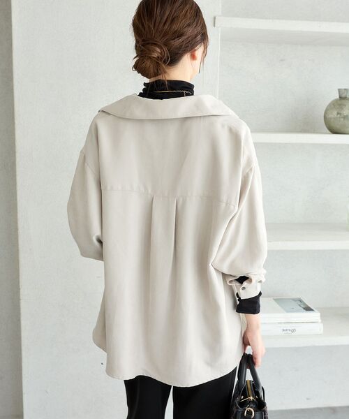 le.coeur blanc(ルクールブラン)の「細コーデュロイスキッパーシャツ(シャツ/ブラウス・レディース・ブラック/グレイッシュベージュ/モカ・38)」の9枚目の写真