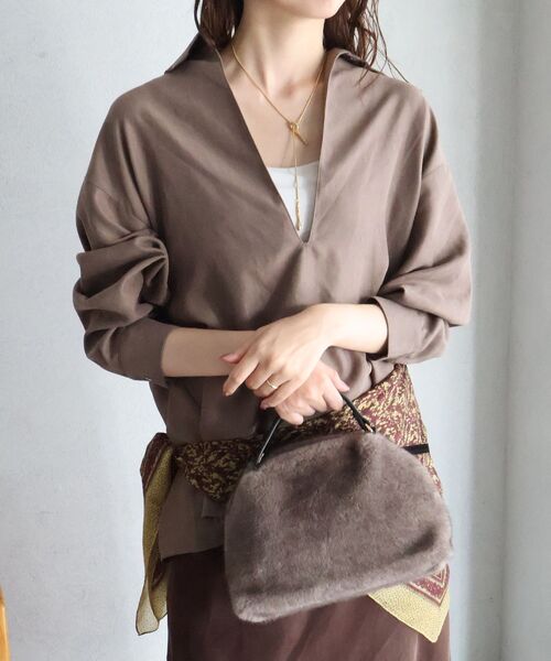 le.coeur blanc(ルクールブラン)の「細コーデュロイスキッパーシャツ(シャツ/ブラウス・レディース・ブラック/グレイッシュベージュ/モカ・38)」の19枚目の写真