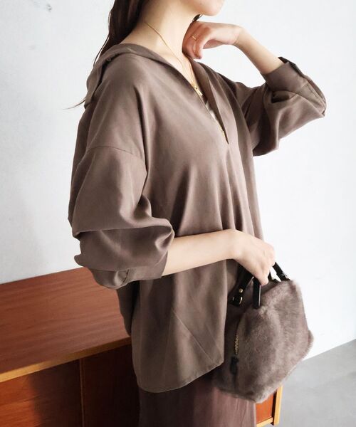 le.coeur blanc(ルクールブラン)の「細コーデュロイスキッパーシャツ(シャツ/ブラウス・レディース・ブラック/グレイッシュベージュ/モカ・38)」の21枚目の写真