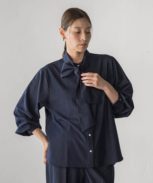 la.f…(ラエフ)の「ストレッチデニムボウタイブラウス(シャツ/ブラウス・レディース・ネイビー・9号)」の3枚目の写真
