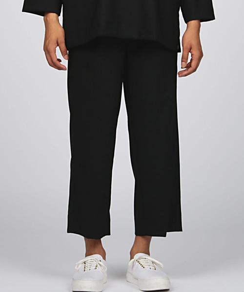 EN ROUTE(アンルート)の「ENR ウールトロピカル1Pワイドパンツ◆(その他パンツ・メンズ・ブラック/グレー・2/1/3)」の2枚目の写真