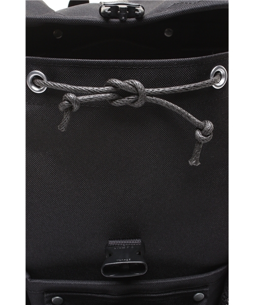 PORTER（ポーター）の「PORTER / Union デイパック（バックパック/リュック・メンズ・ブラック・ONE SIZE）」の6枚目の写真