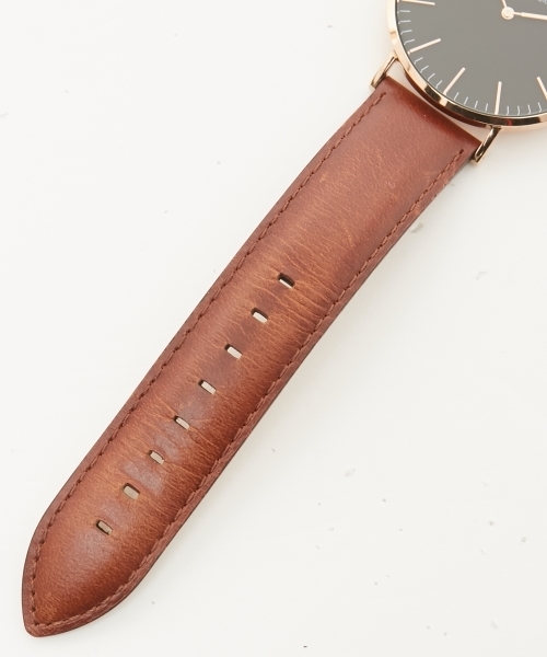Daniel Wellington（ダニエルウェリントン）の「Daniel Wellington ダニエル・ウェリントン St Mawes BLACK MODEL 40MM アナログクォーツ レザーバンド / DW00100124（アナログ腕時計・メンズ・ブラウン・FREE）」の5枚目の写真