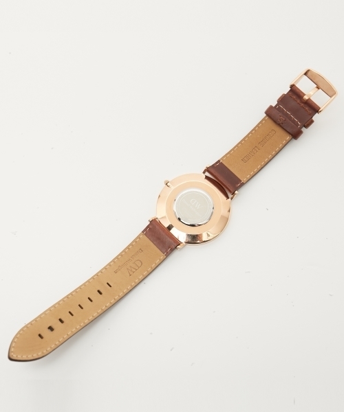 Daniel Wellington（ダニエルウェリントン）の「Daniel Wellington ダニエル・ウェリントン St Mawes BLACK MODEL 40MM アナログクォーツ レザーバンド / DW00100124（アナログ腕時計・メンズ・ブラウン・FREE）」の7枚目の写真