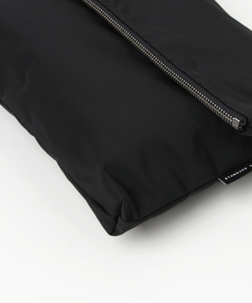 STANDARD SUPPLY（スタンダードサプライ）の「STANDARD SUPPLY / スタンダードサプライ　フォールドミュゼット（ショルダーバッグ） FOLD MUSETTE（ショルダーバッグ・メンズ・ブラック/オリーブ/カーキブラウン/ネイビー/ベージュ/グレー/グレイッシュベージュ/マスタード・FREE）」の10枚目の写真