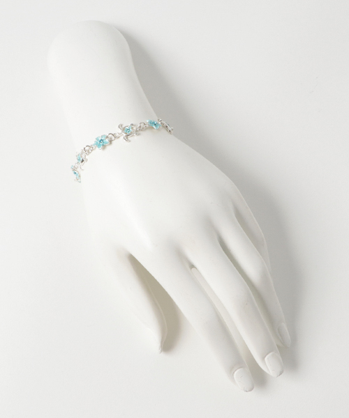 Kahiko（カヒコ）の「【Kahiko】プルメリアホヌ ブレス＆アンクレット2WAY（ブレスレット・レディース・アクア/ホワイト/マルチ/ライトピンク/ネイビー・FREE）」の7枚目の写真