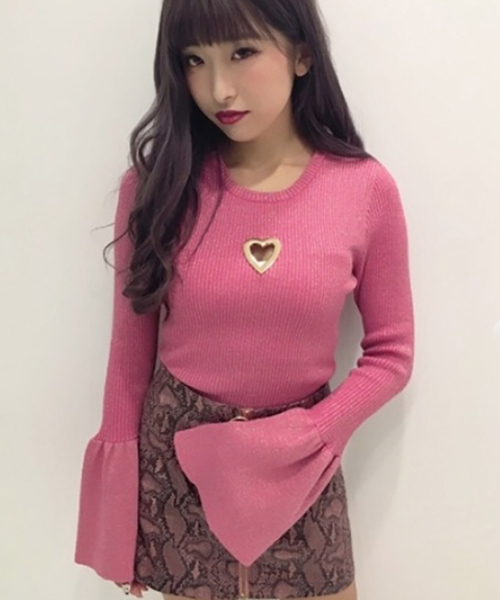 onespo（ワンスポ）の「ハートラメニット（ニット/セーター・レディース・ブラック/ピンク・M）」の2枚目の写真