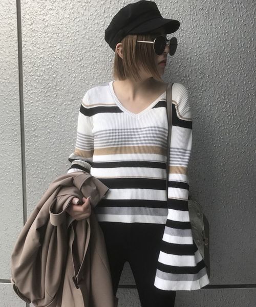 ENVYM(アンビー)の「MULTI BD KNIT (ニット/セーター・レディース・ベージュ/ホワイト・FREE)」の2枚目の写真