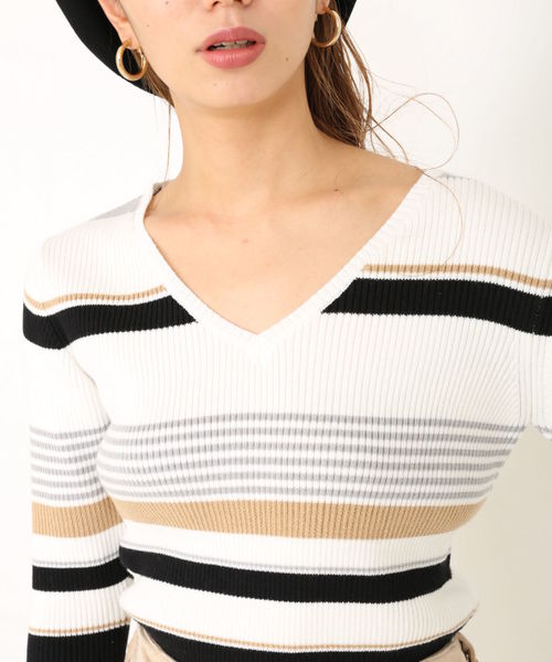 ENVYM(アンビー)の「MULTI BD KNIT (ニット/セーター・レディース・ベージュ/ホワイト・FREE)」の9枚目の写真