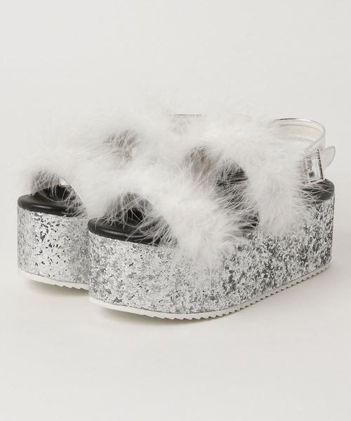 WEGO(ウィゴー)の「WEGO/ラメソールファーサンダル(サンダル・レディース・ホワイト/ブラック・LARGE/MEDIUM)」の7枚目の写真