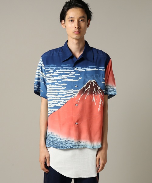 SUN SURF（サンサーフ）の「SUN SURF×ホクサイ / サンサーフ×葛飾北斎 : ガイフウカイセイ #（シャツ/ブラウス・メンズ・ネイビー・MEDIUM/LARGE）」の5枚目の写真