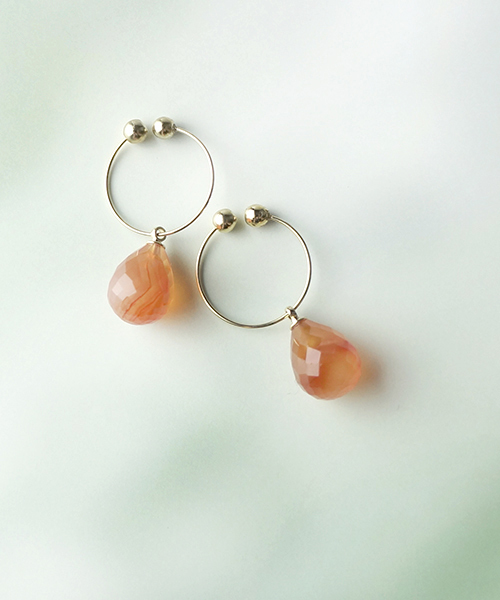 petitcro（プティクロ）の「天然石 プチマル ノンホールピアス（イヤリング・レディース・ライトブルー/ブラック/パープル/オリーブ/オレンジ/クリア/クリアグリーン/クリアイエロー/ベビーピンク/ロイヤルブルー/オレンジ系その他/ブラウン/ネイビー/レッド/ホワイト/ブラック系その他/ホワイト系その他/ダークパープル/グリーン/ブルー系その他/コーラルピンク/オレンジ系その他2・ONE SIZE）」の20枚目の写真