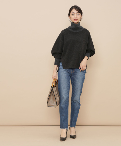 ADAM ET ROPE'（アダムエロペ）の「【WEB限定】タートルネックポンチプルオーバー（スウェット・レディース・ホワイト/ライトグレー/ワイン・FREE）」の17枚目の写真