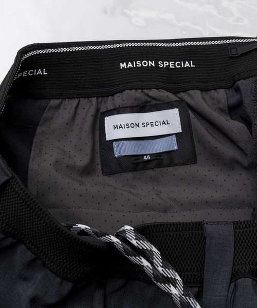 MAISON SPECIAL(メゾンスペシャル)の「●Mono Max 8月号掲載:“365” ファンクションテックウエストゴムテーパードスラックス 【MAISON SPECIAL/メゾンスペシャル】(スラックス・メンズ・チャコールグレー/ブラック/ダークネイビー・44/46/48)」の12枚目の写真